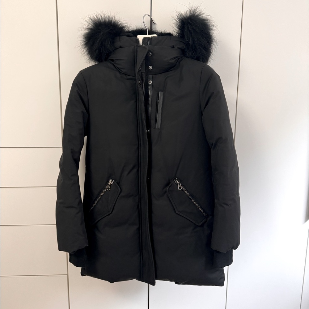 Mackage Women down parka extra warm Size S
